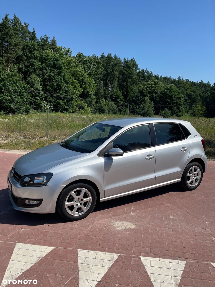 Volkswagen Polo 1.4 16V Comfortline DSG - 1