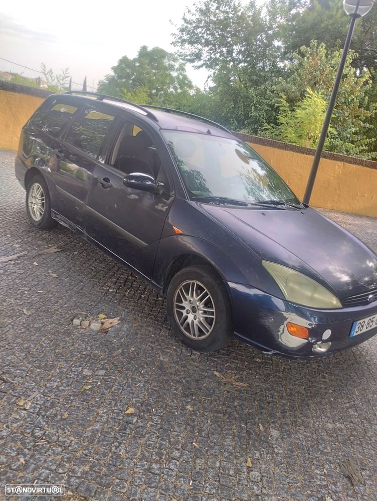 Ford Focus 1.6 Ambiente - 2