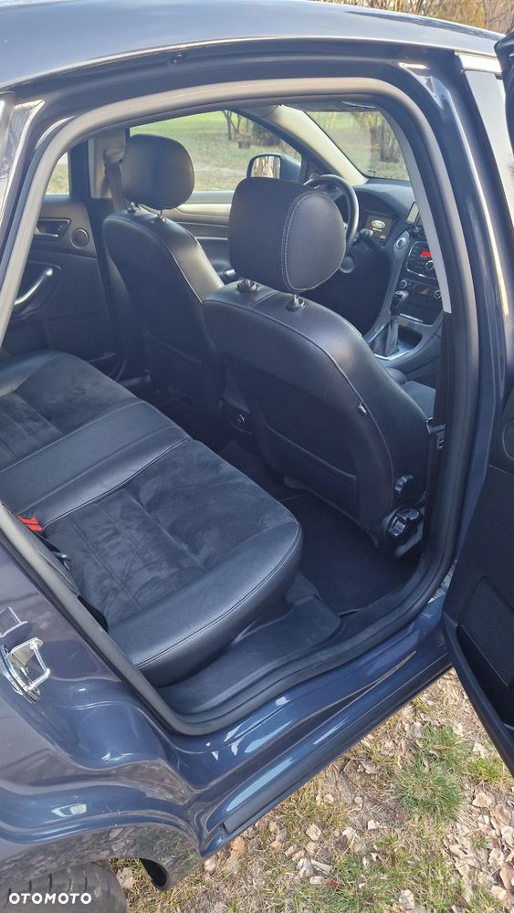 Ford Mondeo 2.0 EcoBoost Titanium - 17