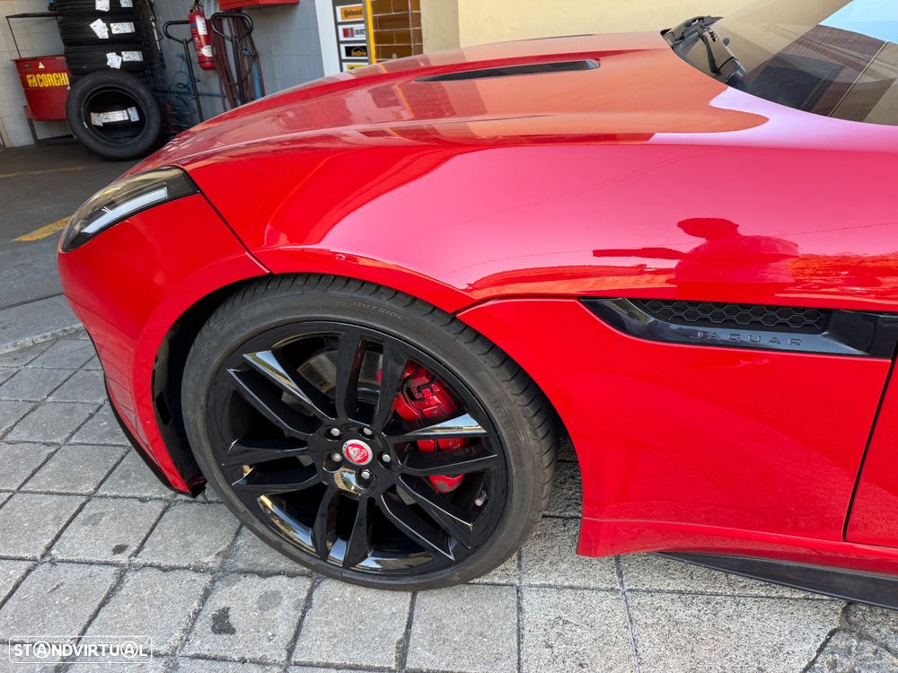 Jaguar F-Type 2.0 i4 R-Dynamic Black - 4