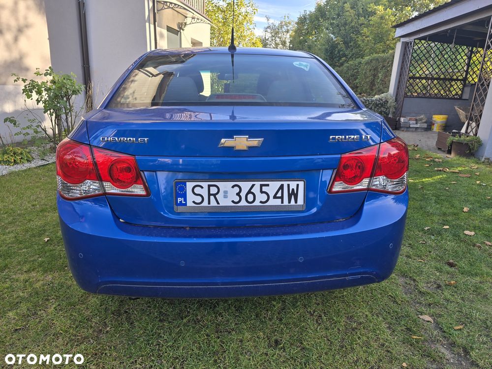 Chevrolet Cruze - 4