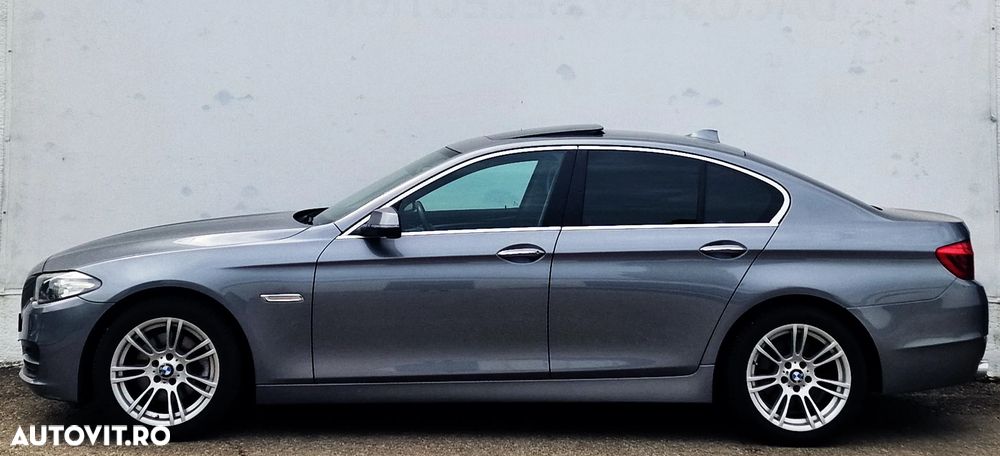 BMW Seria 5 520d Luxury Line - 9