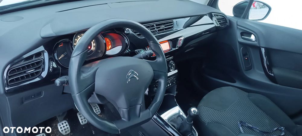 Citroën C3 VTi 120 Exclusive - 12