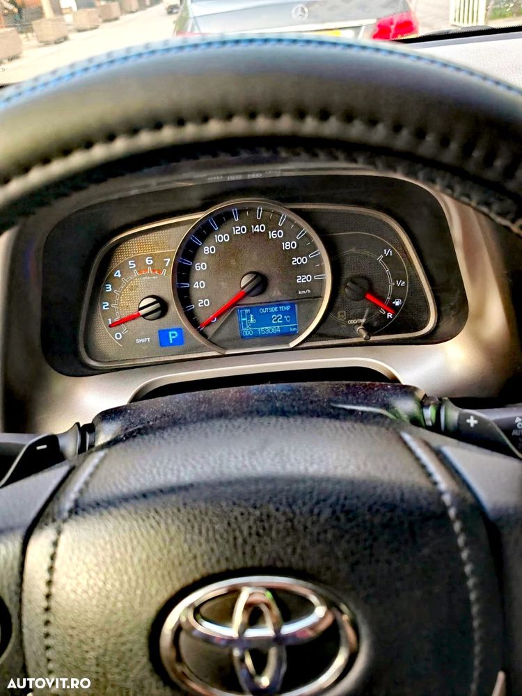 Toyota RAV4 2.2 D-4CAT 4WD Aut Luxury 18" - 6