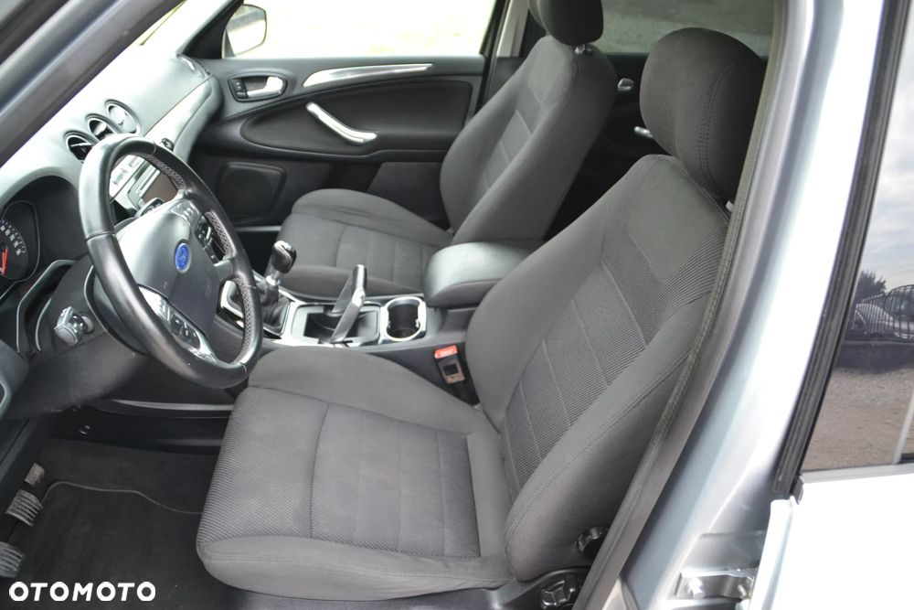 Ford S-Max 1.6 EcoBoost Titanium - 22