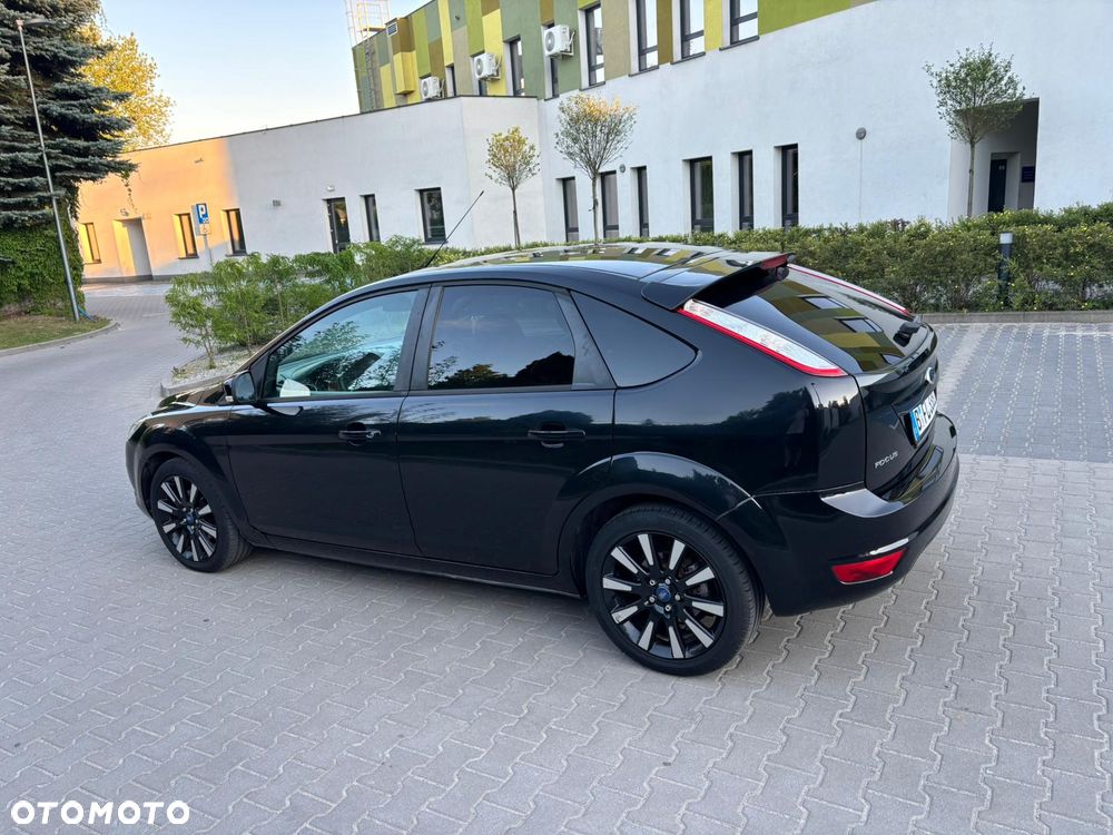 Ford Focus - 12
