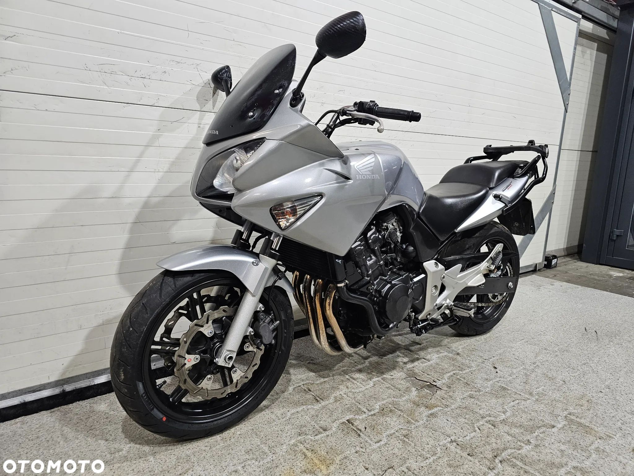 Honda CBF - 1
