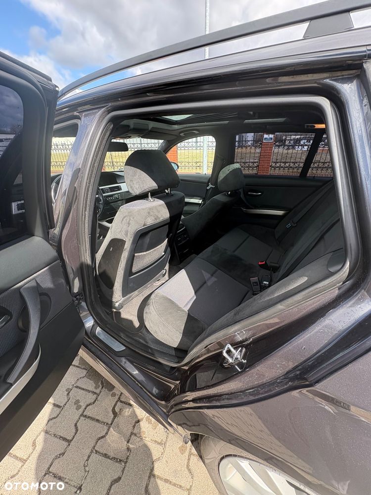 BMW Seria 3 320d DPF - 13
