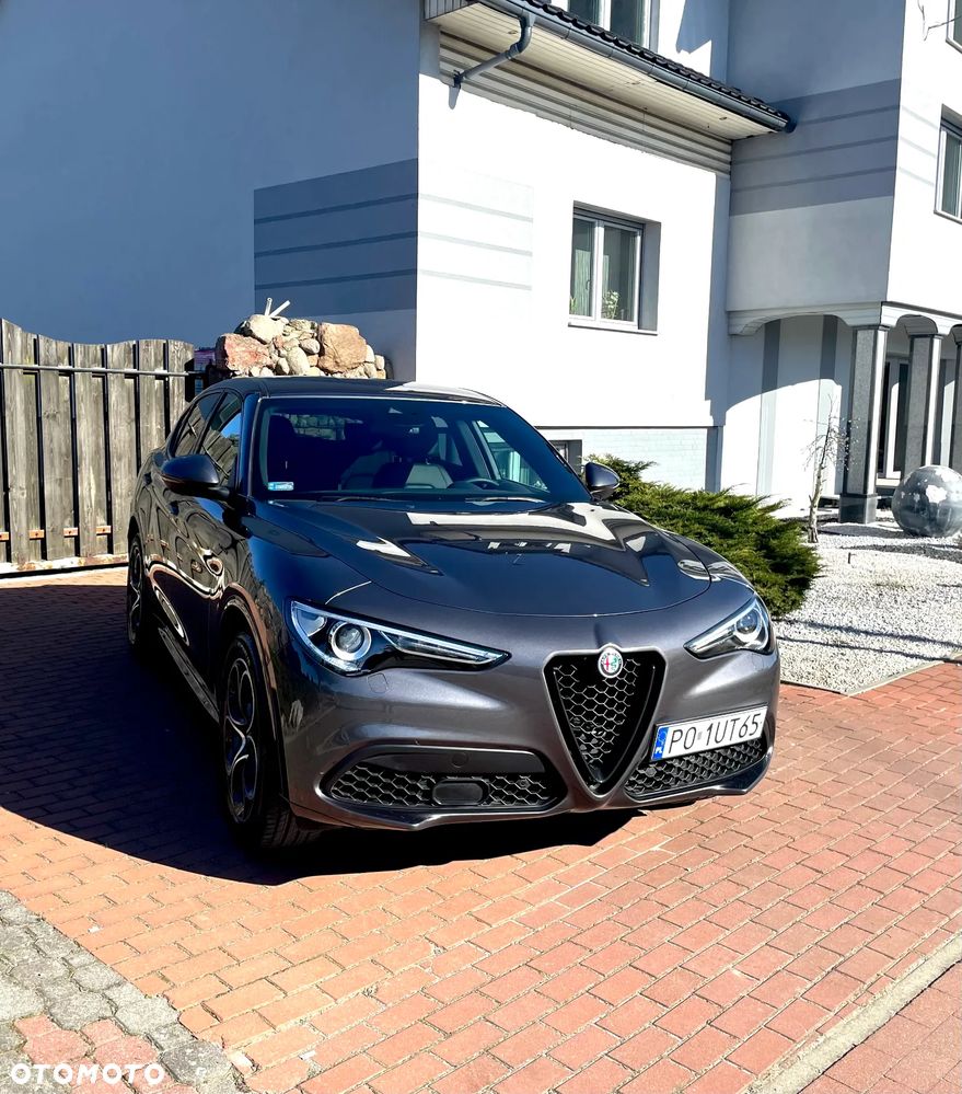 Alfa Romeo Stelvio - 3