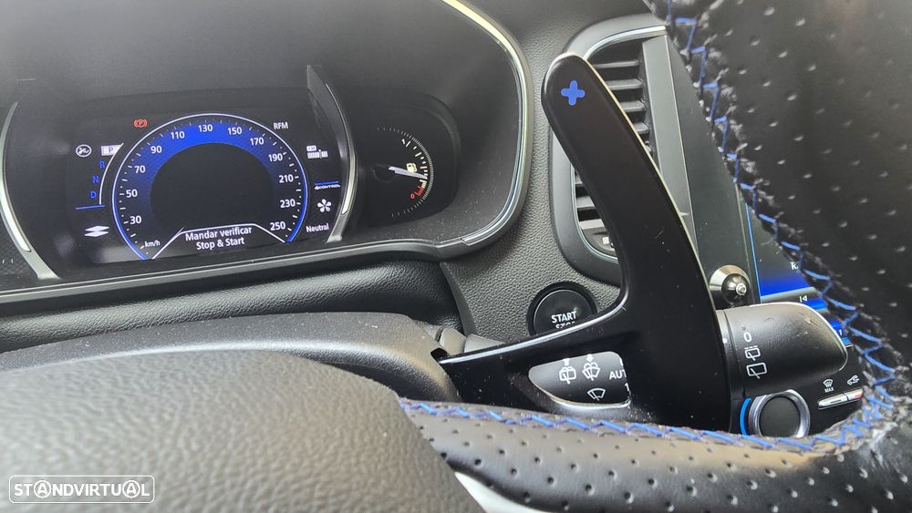 Renault Mégane 1.6 dCi GT EDC - 35