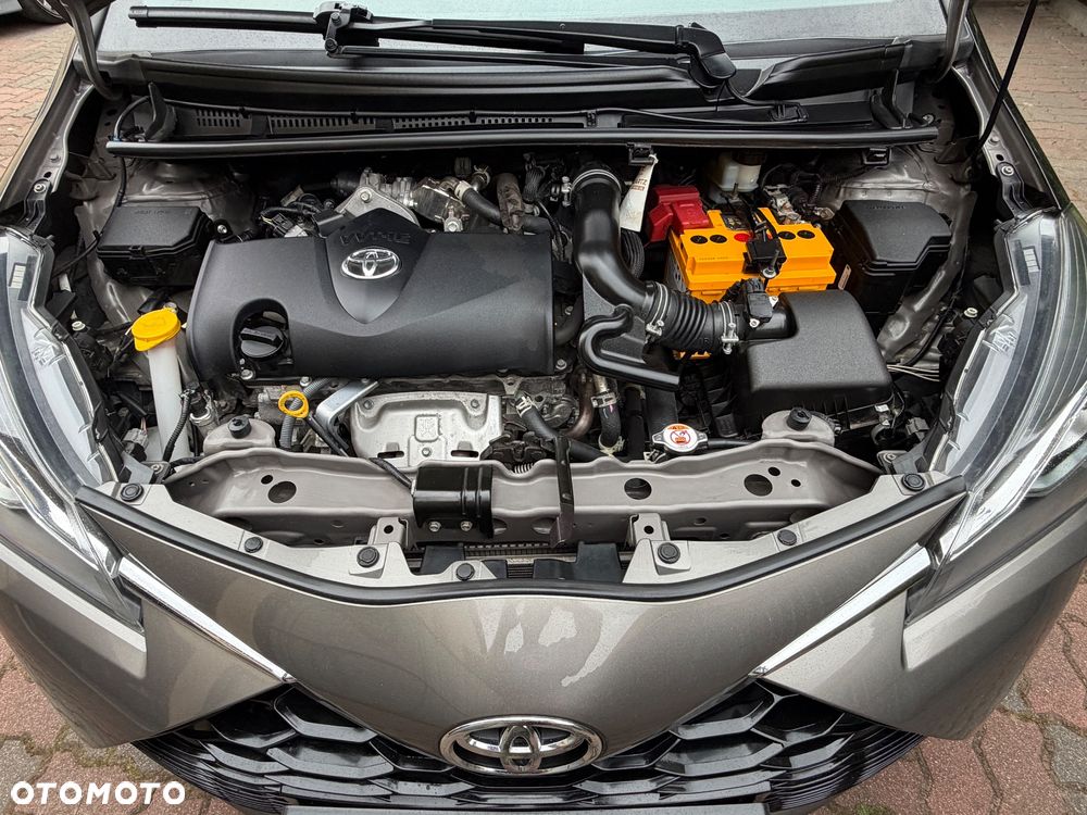 Toyota Yaris 1.5 Selection CVT - 12
