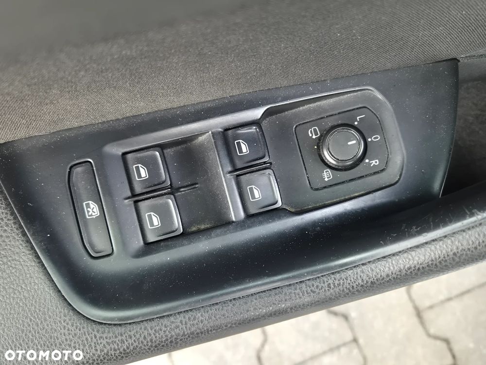 Volkswagen Passat - 9