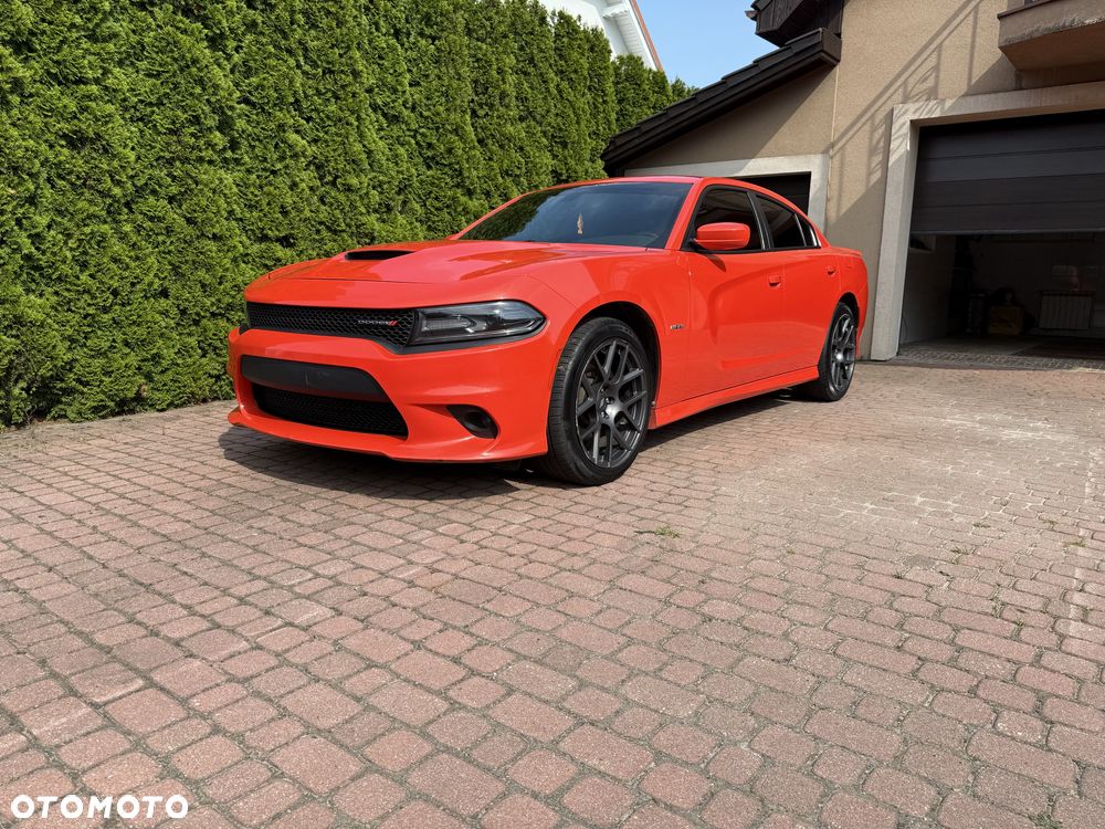 Dodge Charger - 1