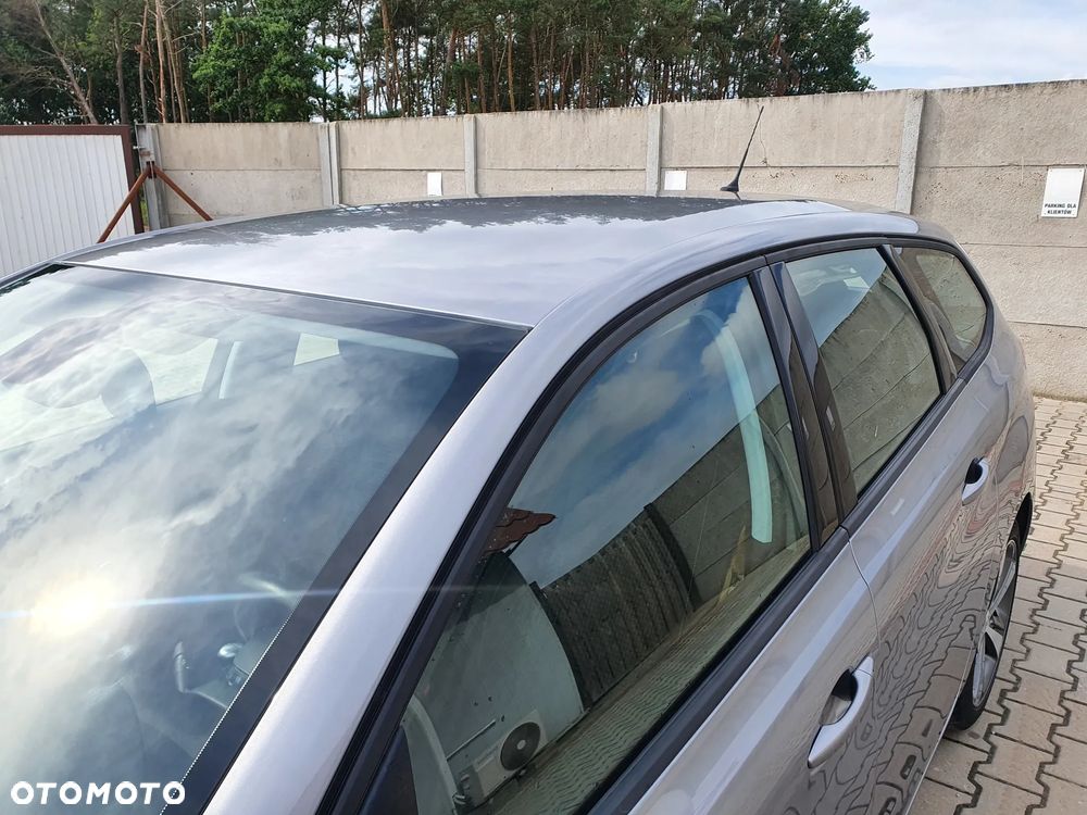 Peugeot 308 1.2 PureTech GPF Allure S&S - 17