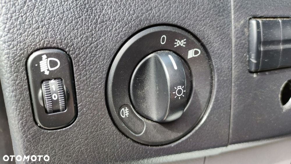Volkswagen Crafter - 21