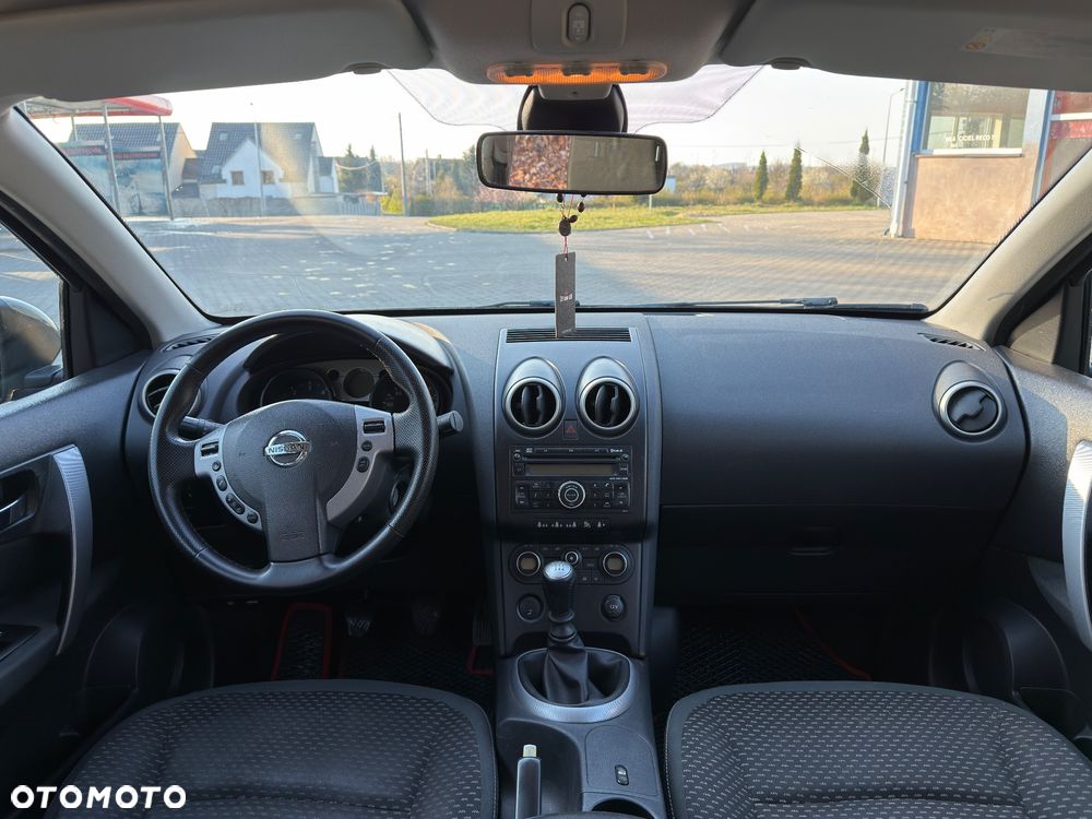 Nissan Qashqai 2.0 dCi DPF acenta - 6