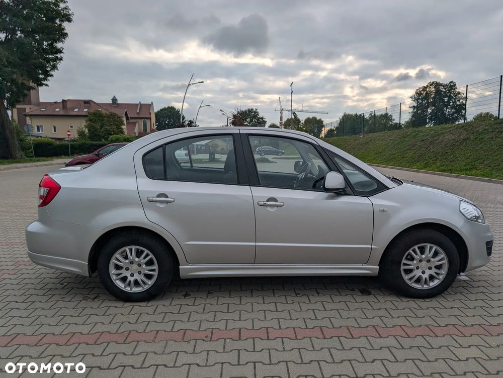 Suzuki SX4 1.6 GLX / Comfort - 8