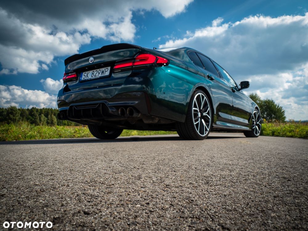 BMW Seria 5 M550i xDrive - 10