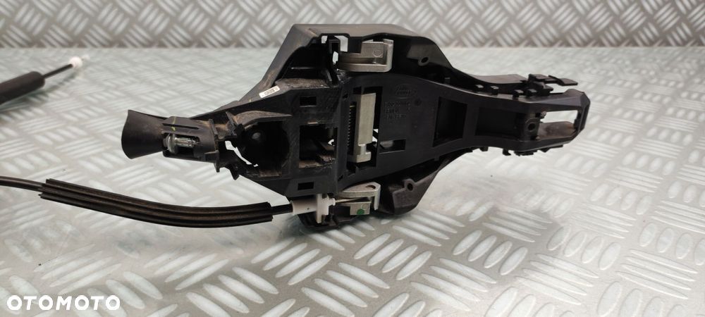 rygiel zamek drzwi prawy prawych przednich LAND ROVER DISCOVERY SPORT L550 - 7