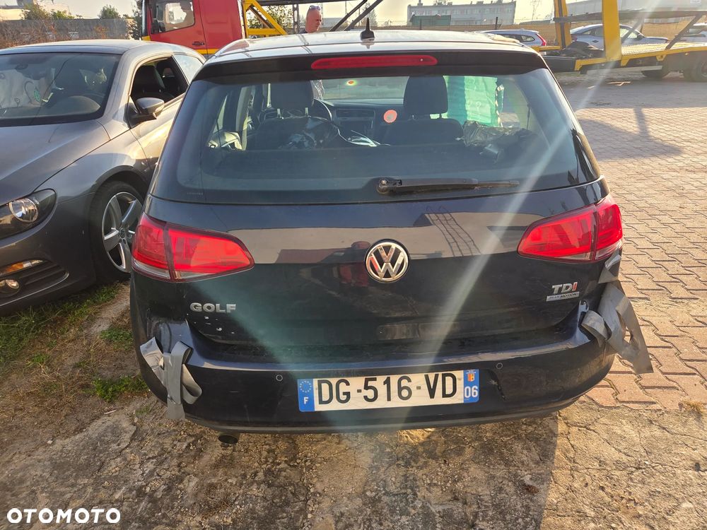 Volkswagen Golf 1.6 TDI BlueMotion Technology DSG Comfortline - 21
