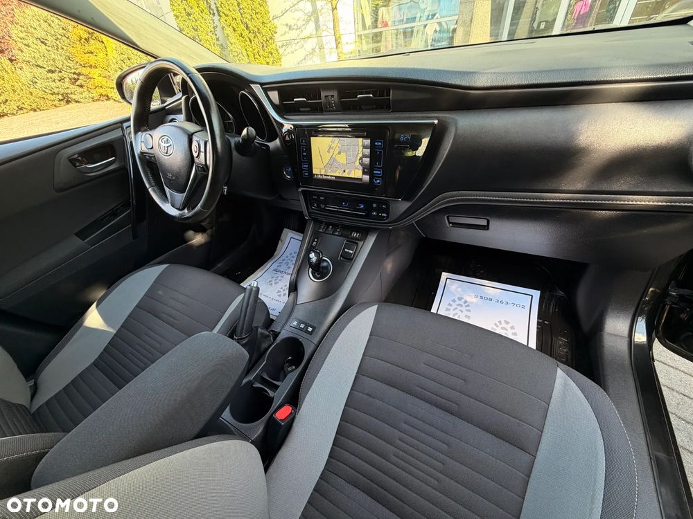Toyota Auris 1.8 HSD Prestige NAVI - 11