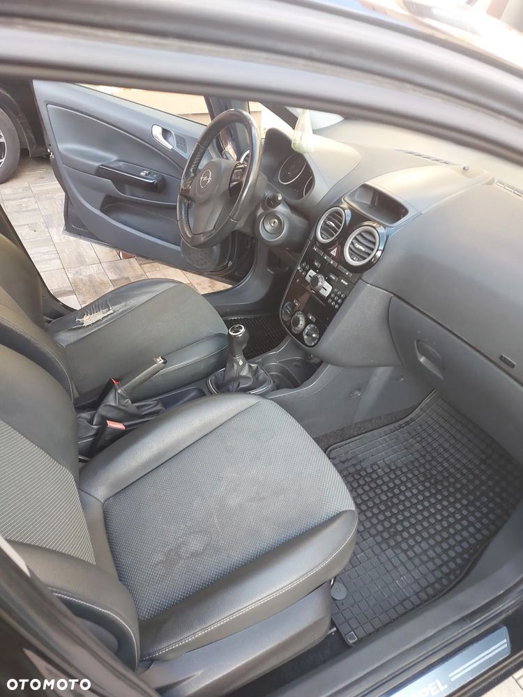 Opel Corsa 1.3 CDTI Enjoy EcoFLEX - 8