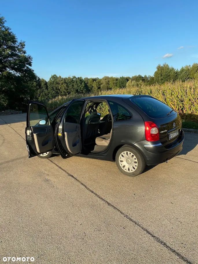 Citroën Xsara Picasso 1.6 16V Exclusive - 4