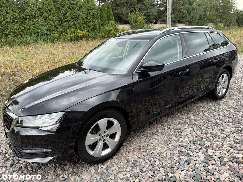 Skoda Superb 2.0 TDI DSG Premium Edition - 1