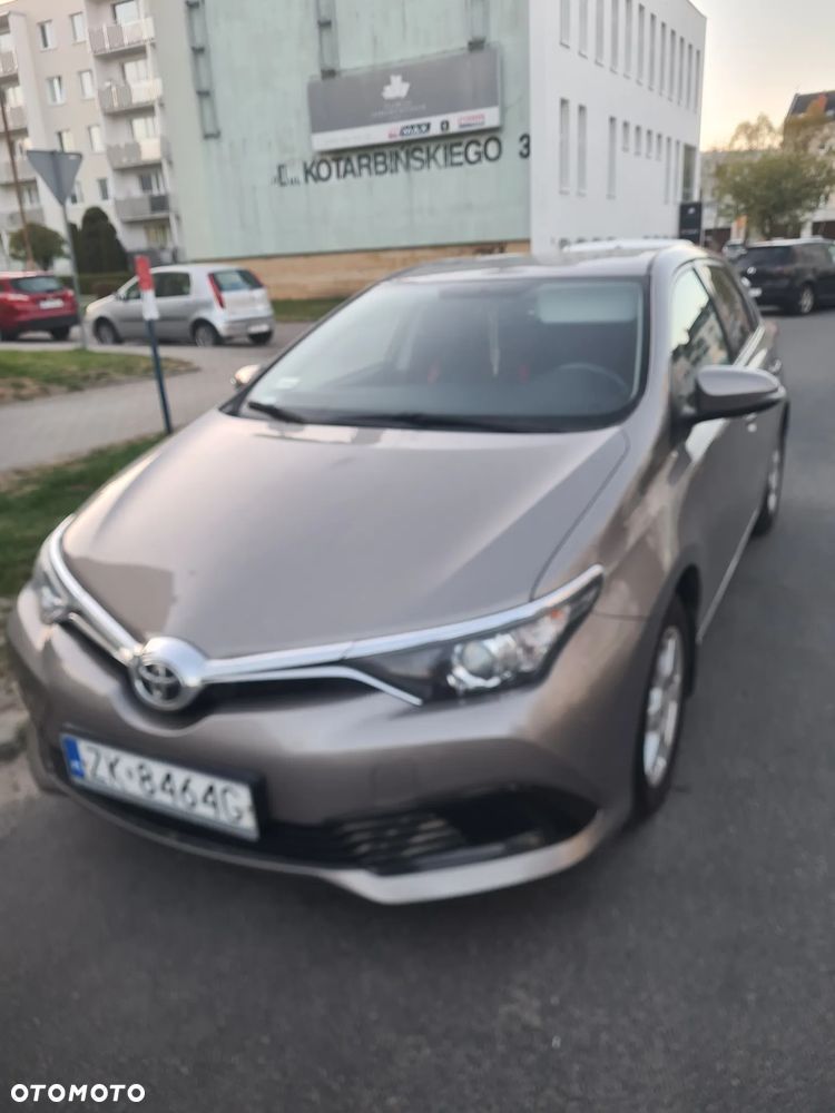 Toyota Auris 1.33 VVT-i Active - 2
