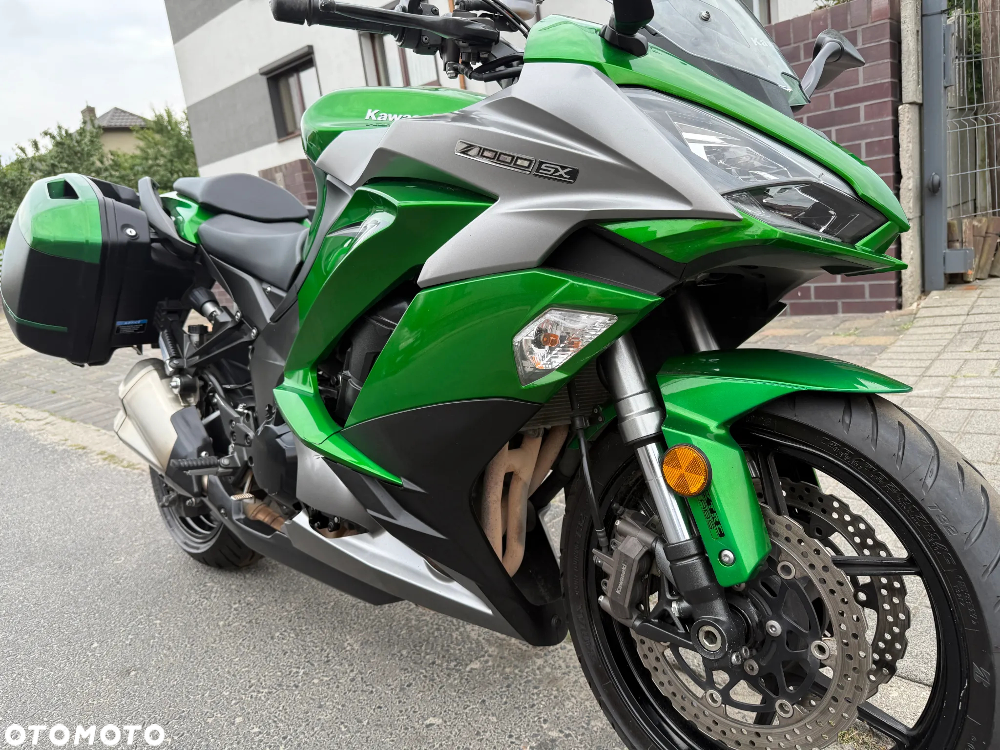 Kawasaki Ninja 1000 SX - 24