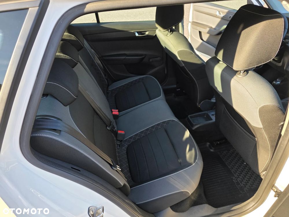 Skoda Fabia - 6