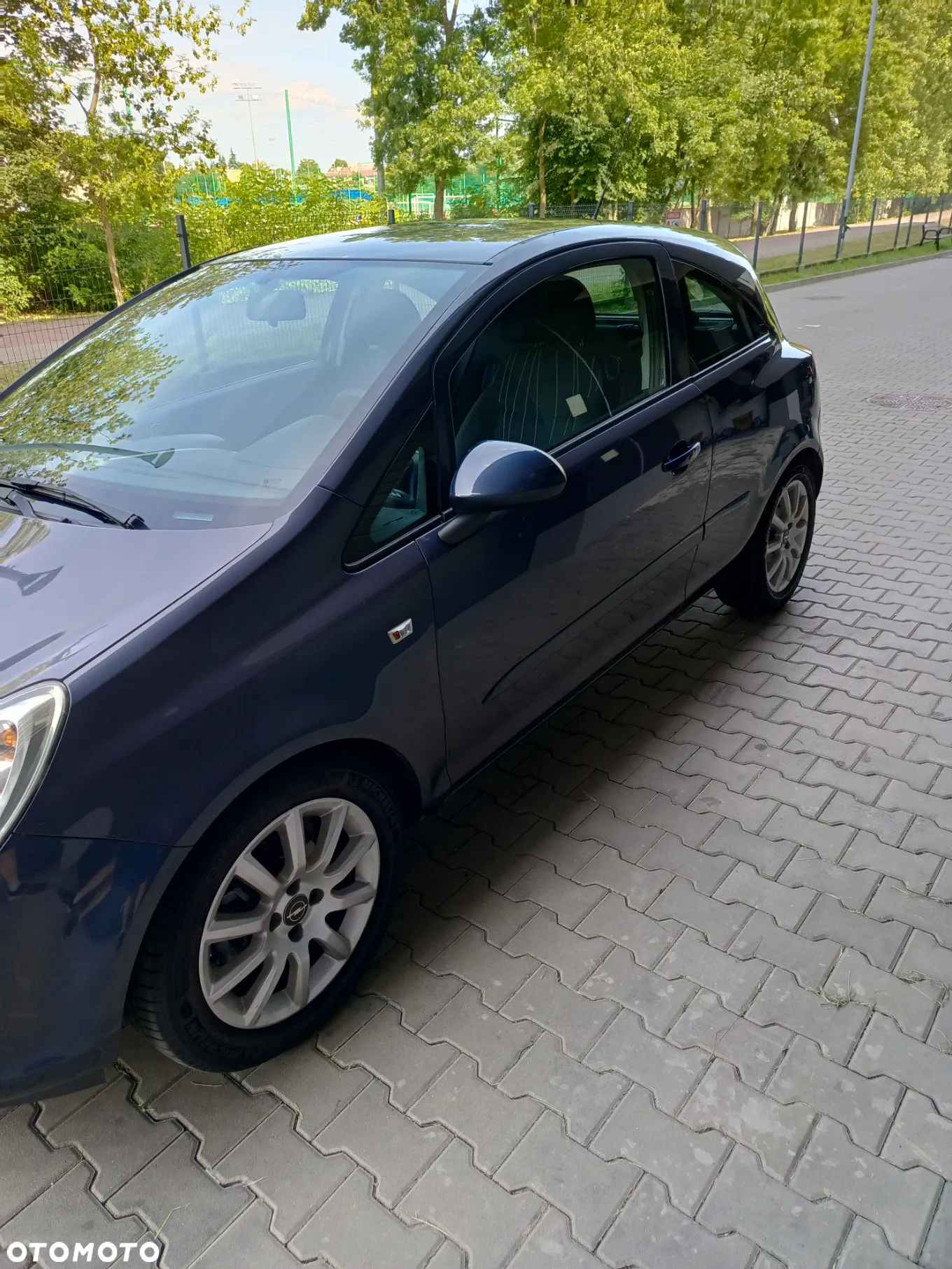Opel Corsa 1.4 16V Cosmo - 17