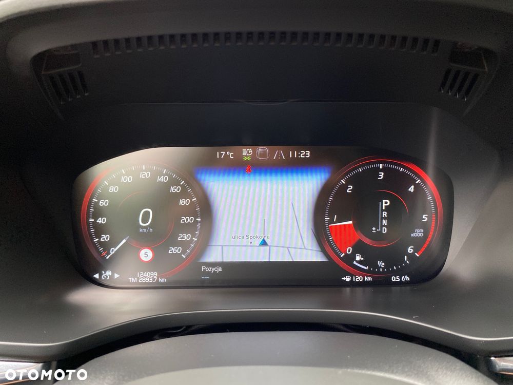 Volvo XC 60 D4 Geartronic RDesign - 32