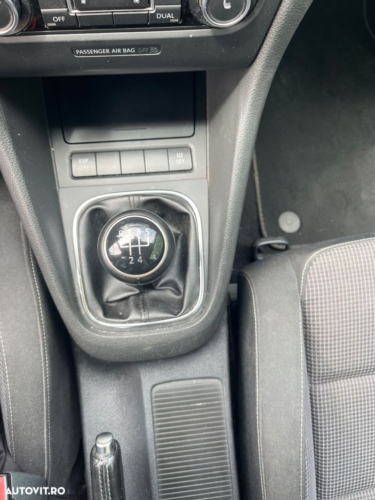 VOLKSWAGEN Golf 2010 — imagine 10