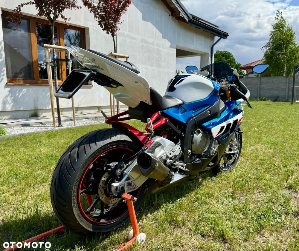 BMW S - 11