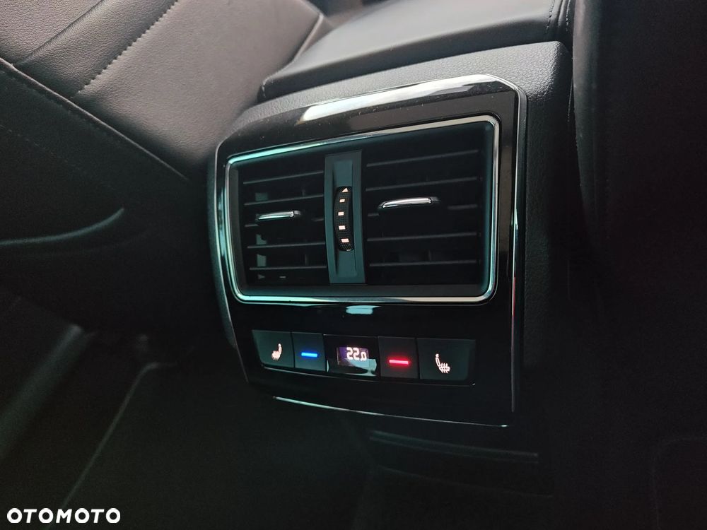 Skoda Superb 1.5 TSI Style DSG - 15