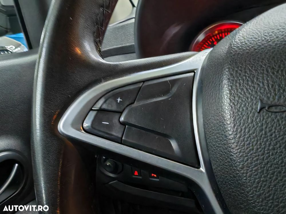 Dacia Lodgy 1.5 dCi Stepway - 22