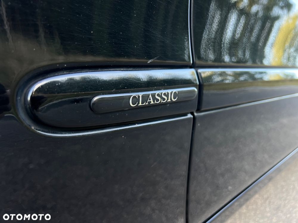 Mercedes-Benz Klasa E 270 CDI T Classic - 14