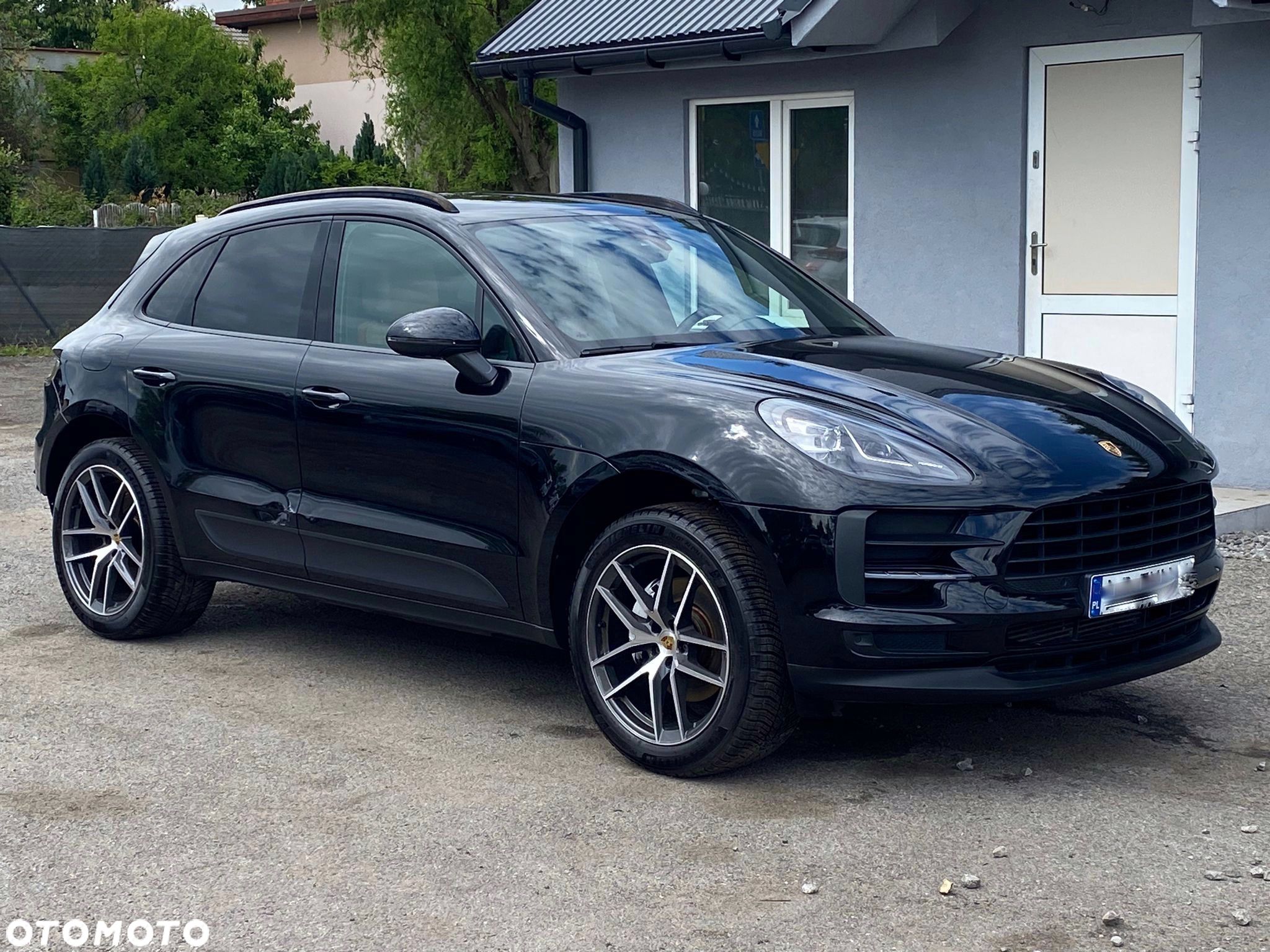 Porsche Macan Standard - 1