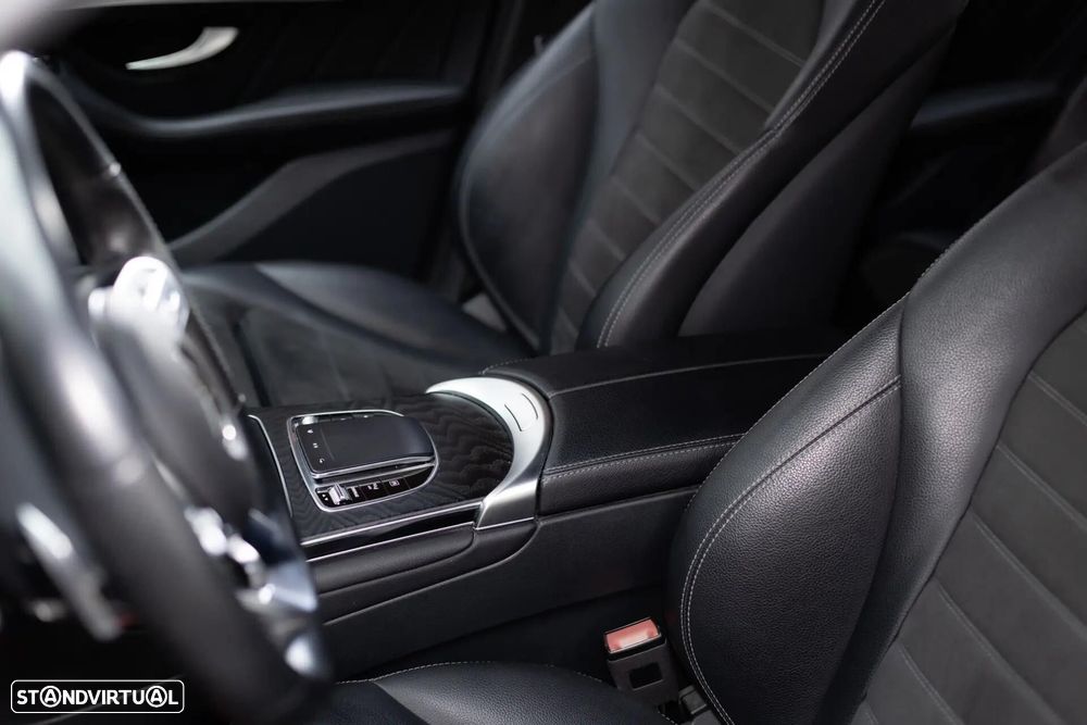 Mercedes-Benz GLC 300 de 4Matic 9G-TRONIC AMG Line - 38