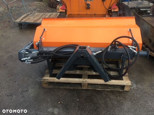 Zamiatarka odśnieżarka szczotka hydrauliczna GMR Stensballe Kubota Iseki - 13