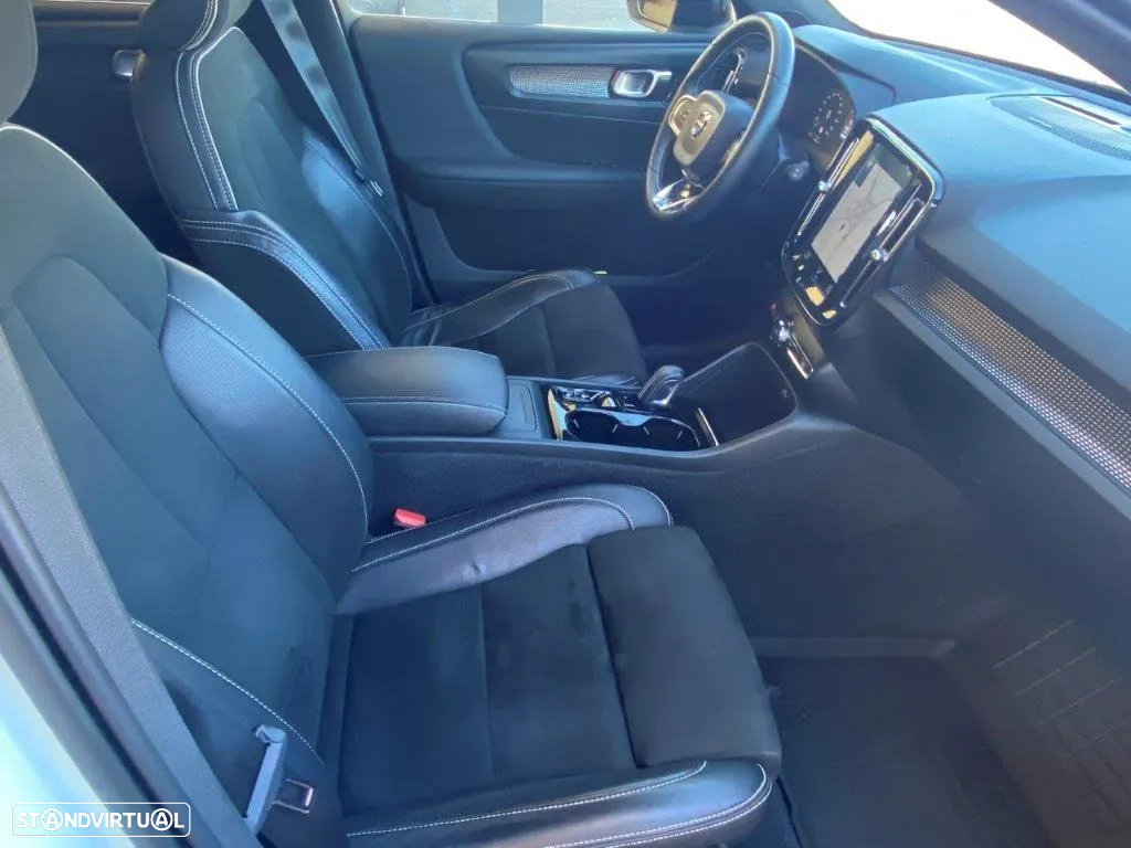 Volvo XC 40 1.5 T3 R-Design Geartronic - 12