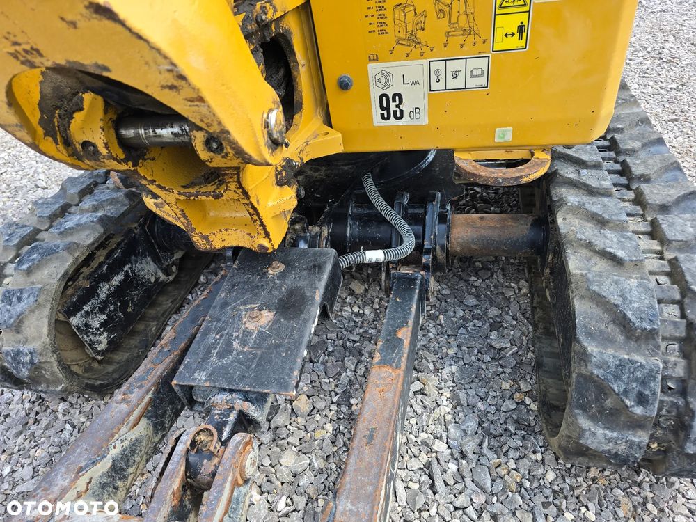 Caterpillar - 11