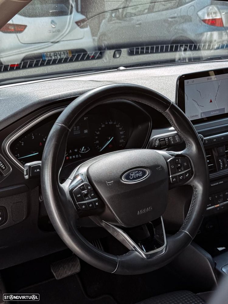 Ford Focus 1.5 TDCi ECOBlue Connected Aut. - 19