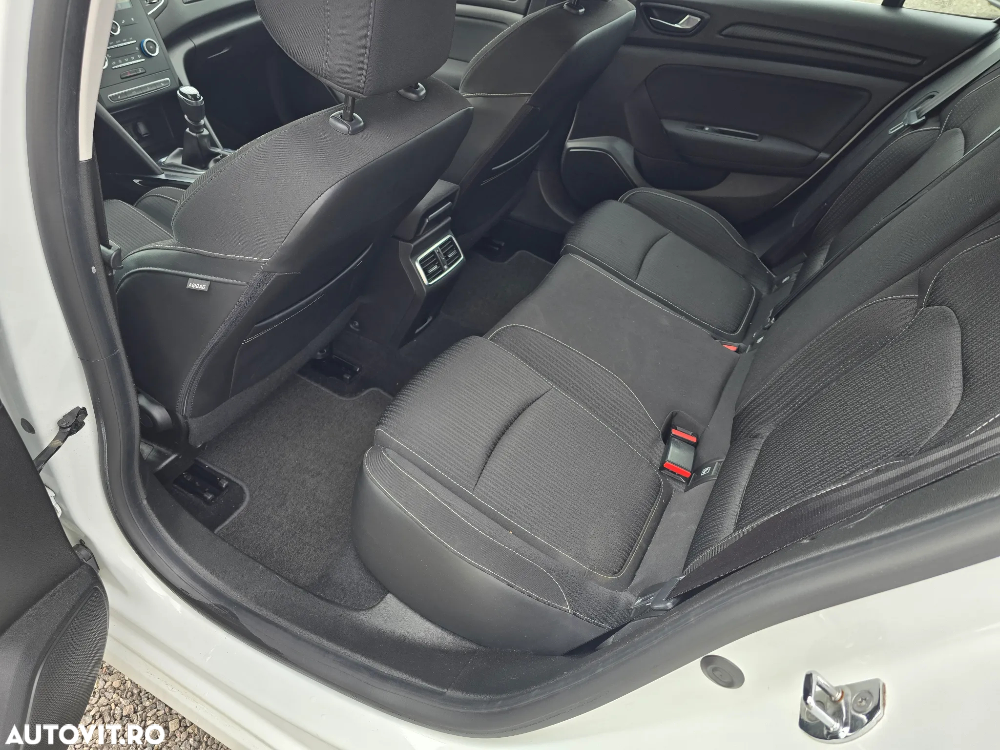 Renault Megane BLUE dCi Intens - 9