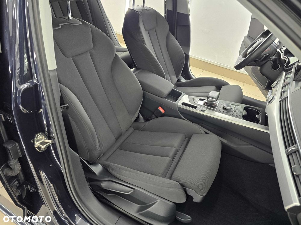 Audi A4 Avant - 8