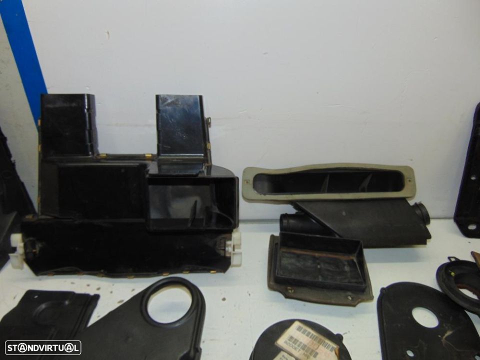 Volvo 780 Turbo coupê Bertone vários plásticos - 3