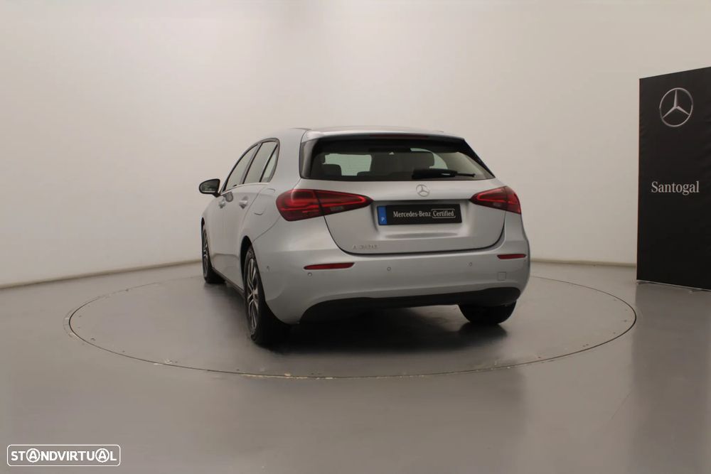 Mercedes-Benz A 200 Standard - 9