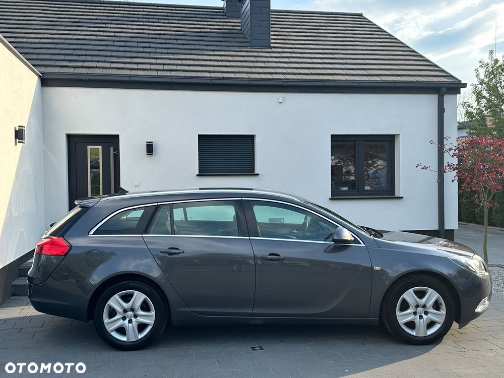 Opel Insignia - 8