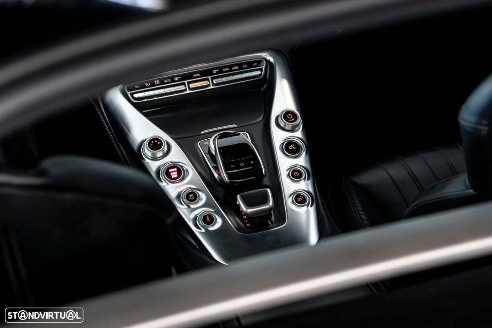 Mercedes-Benz AMG GT - 18